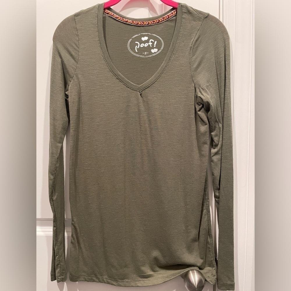 Long sleeve v-neck green shirt